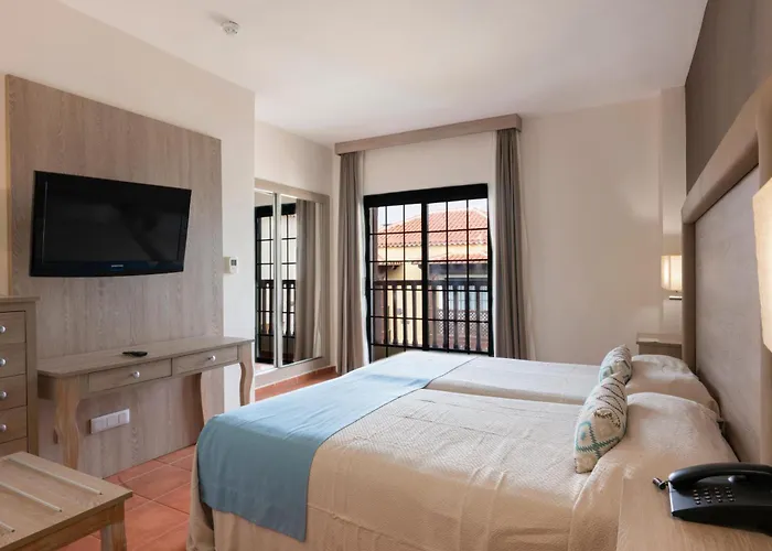 Gf Isabel Отель