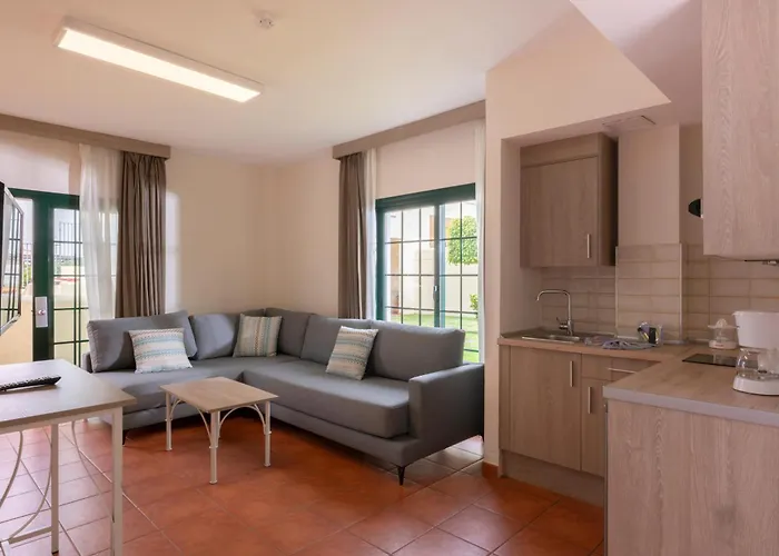 Gf Isabel Отель 4*