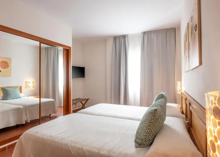 Gf Isabel Адехе