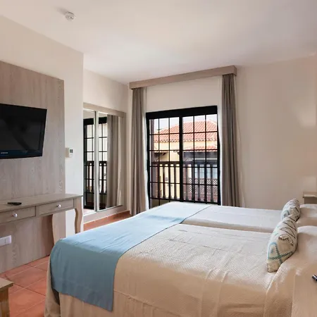 Gf Isabel Hotel