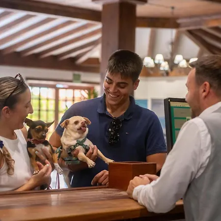 Gf 이사벨 호텔 아데제