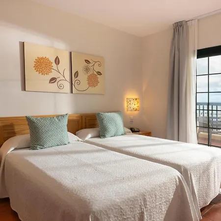 Hotel Gf Isabel 4*