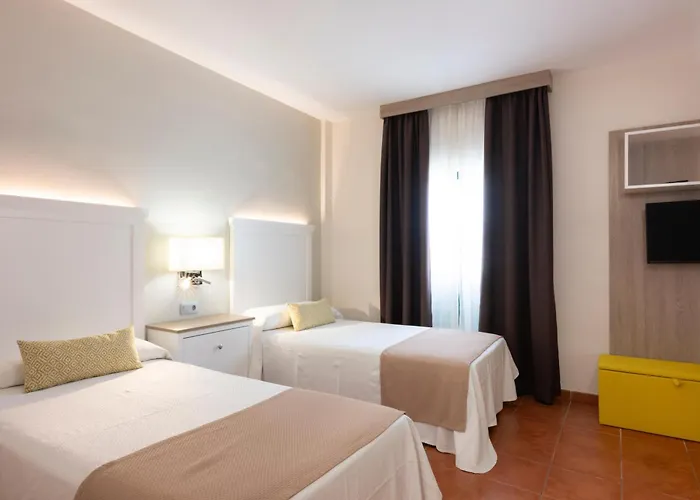 Hotell Gf Isabel 4*